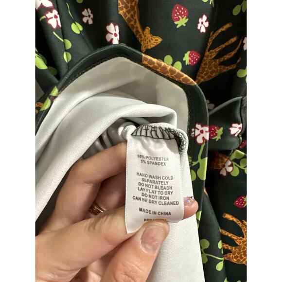 Unique Vintage Giraffe & Strawberry Print Wrap Dress‎ Medium - Picture 6 of 6